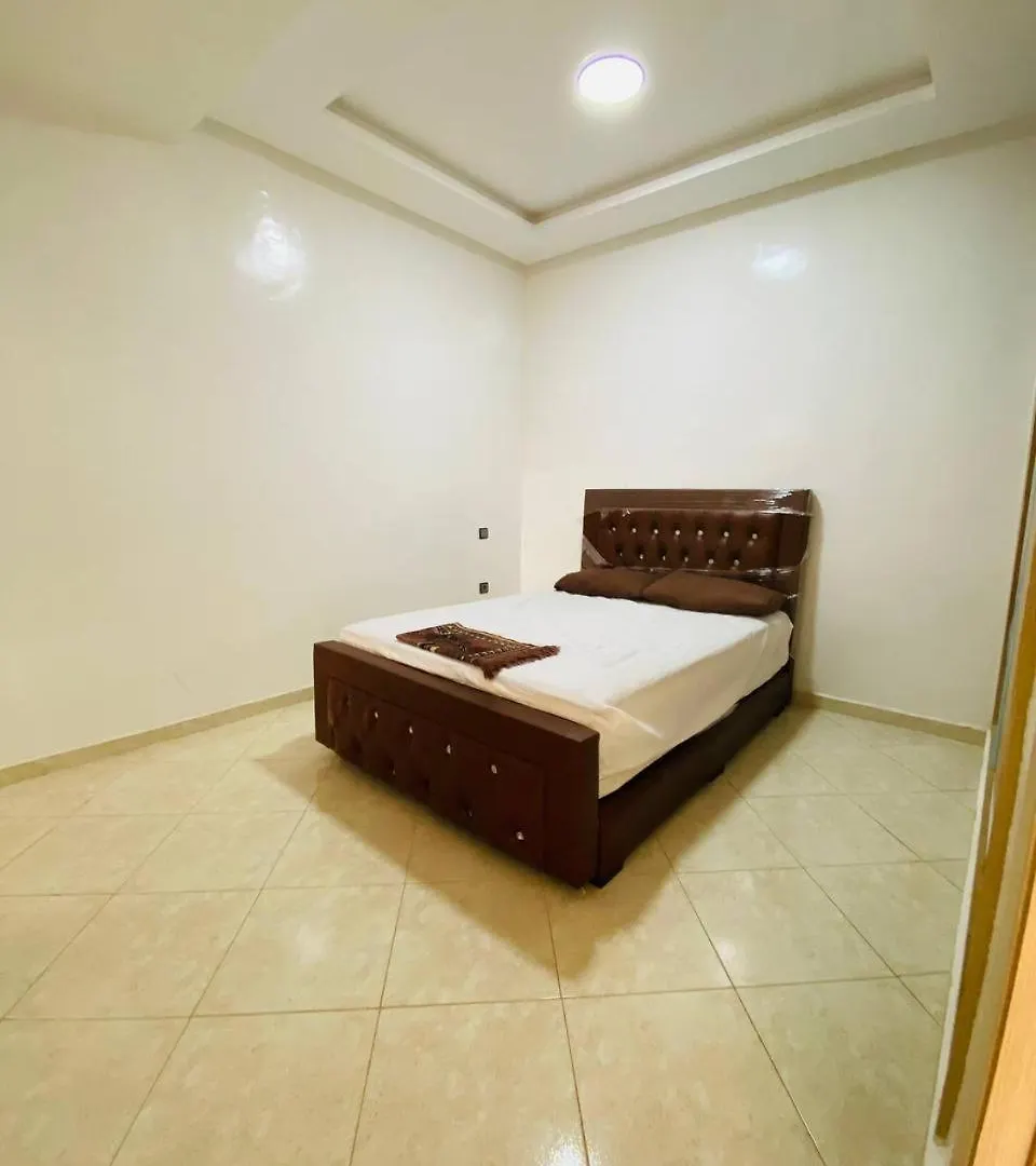 아파트 Superbe Et Calme Appartement 아가디르
